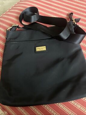 Tommy Hilfiger Black Nylon Messenger Crossbody Bag with Gold Accent
